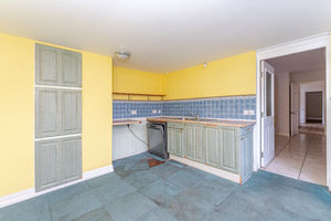Utility Room- click for photo gallery
